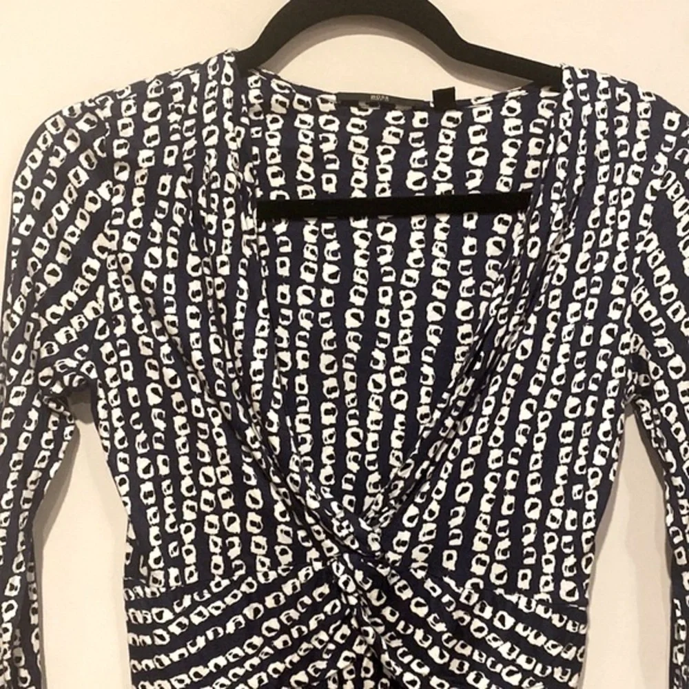 Hugo Boss Faux Wrap V-Nevk Long Sleeve Dress - Picture 2 of 6